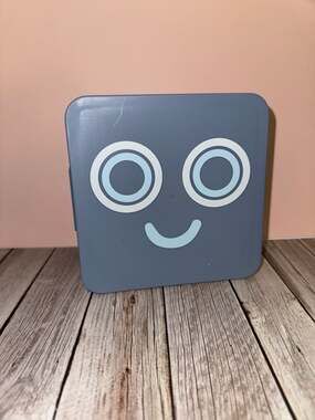 3- Target Bullseye Playground Grey Robot Face Bento Box Food Containers